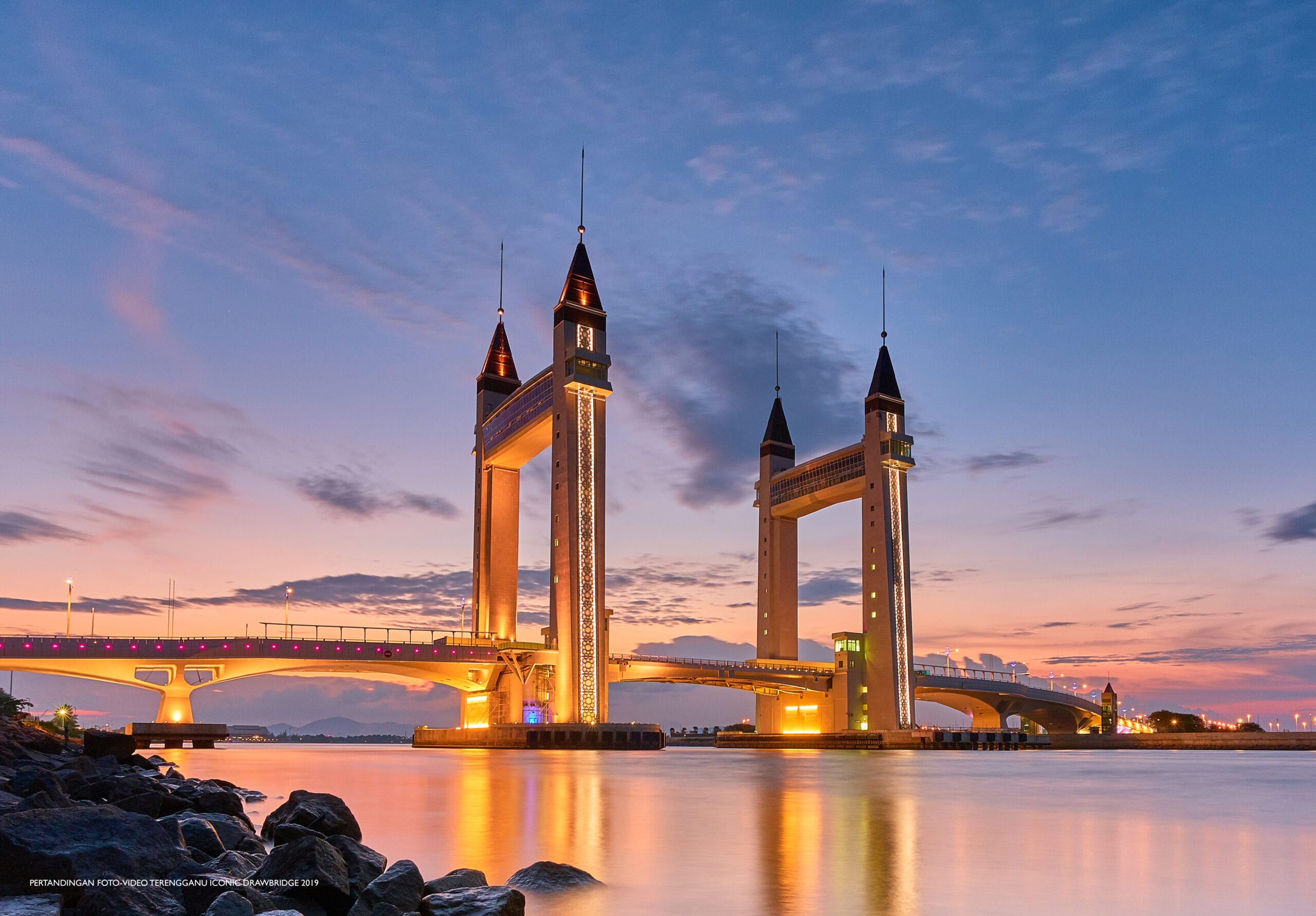 Gambar Pertandingan Foto-Video Terengganu Iconic Drawbridge Jambatan Angkat