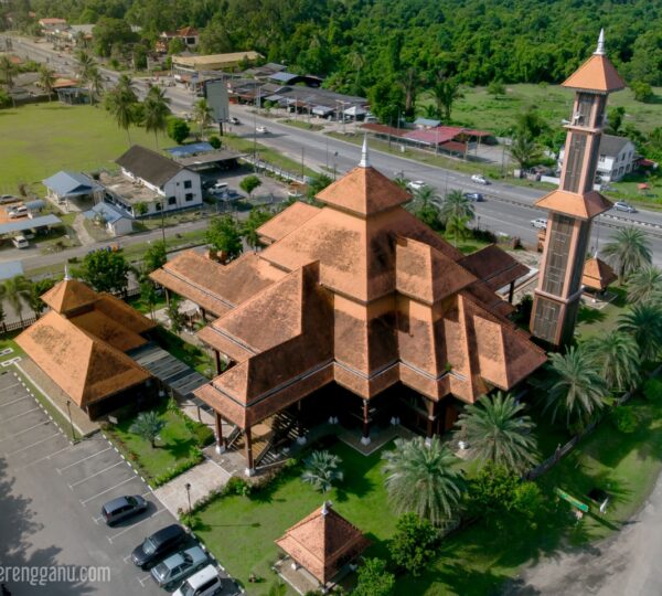 Pemandangan MAsjid Ulul Albab