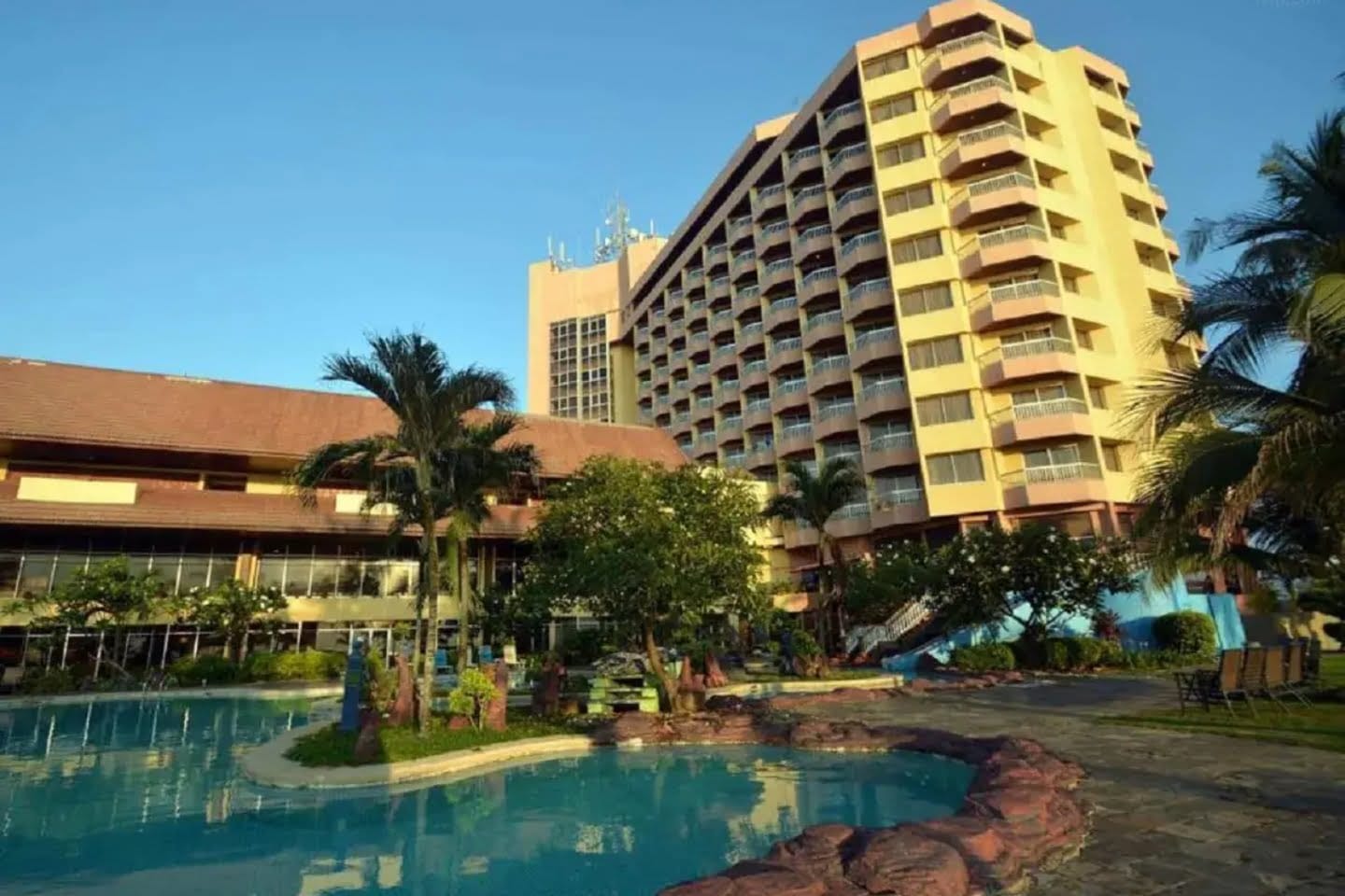 Primula Beach Hotel