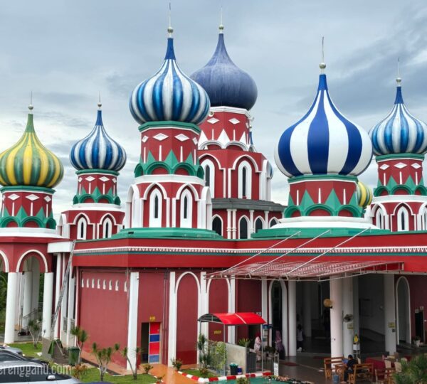 Masjid Lapan Kubah