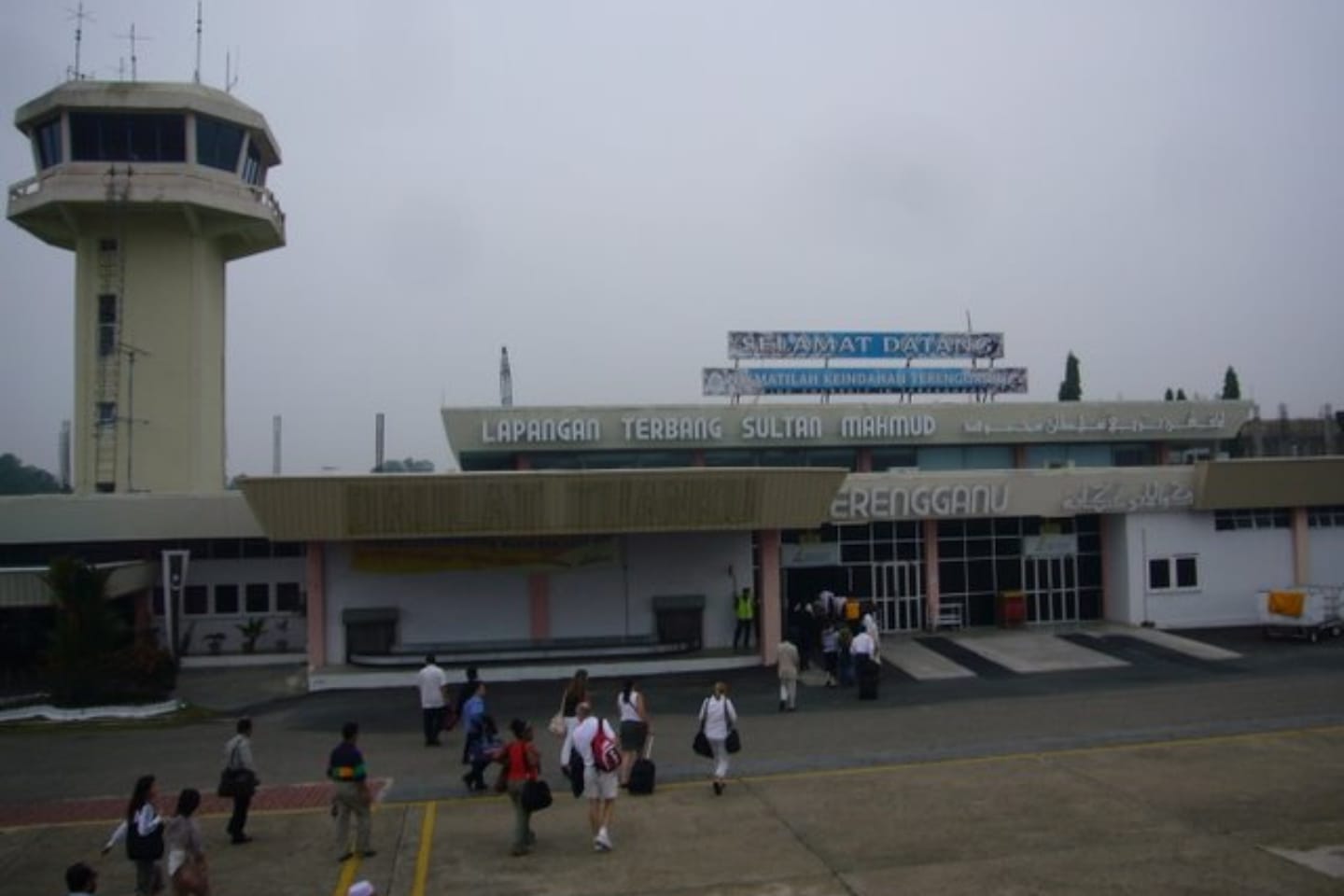 Lapangan Terbang Sultan Mahmud