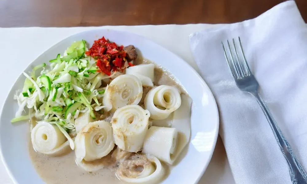 Laksam Terengganu Kuah Ikan Putih